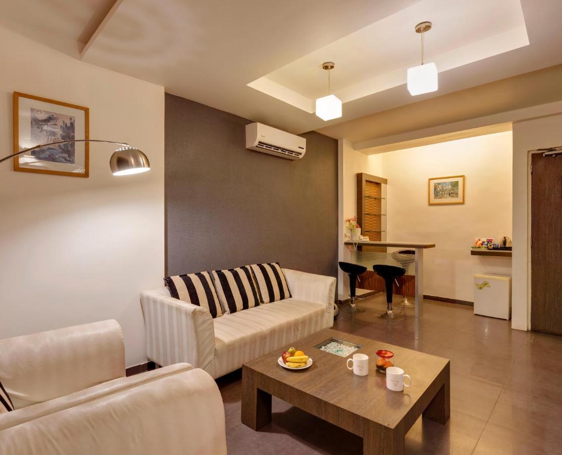 Regenta Place Raysons Kolhapur Exterior foto