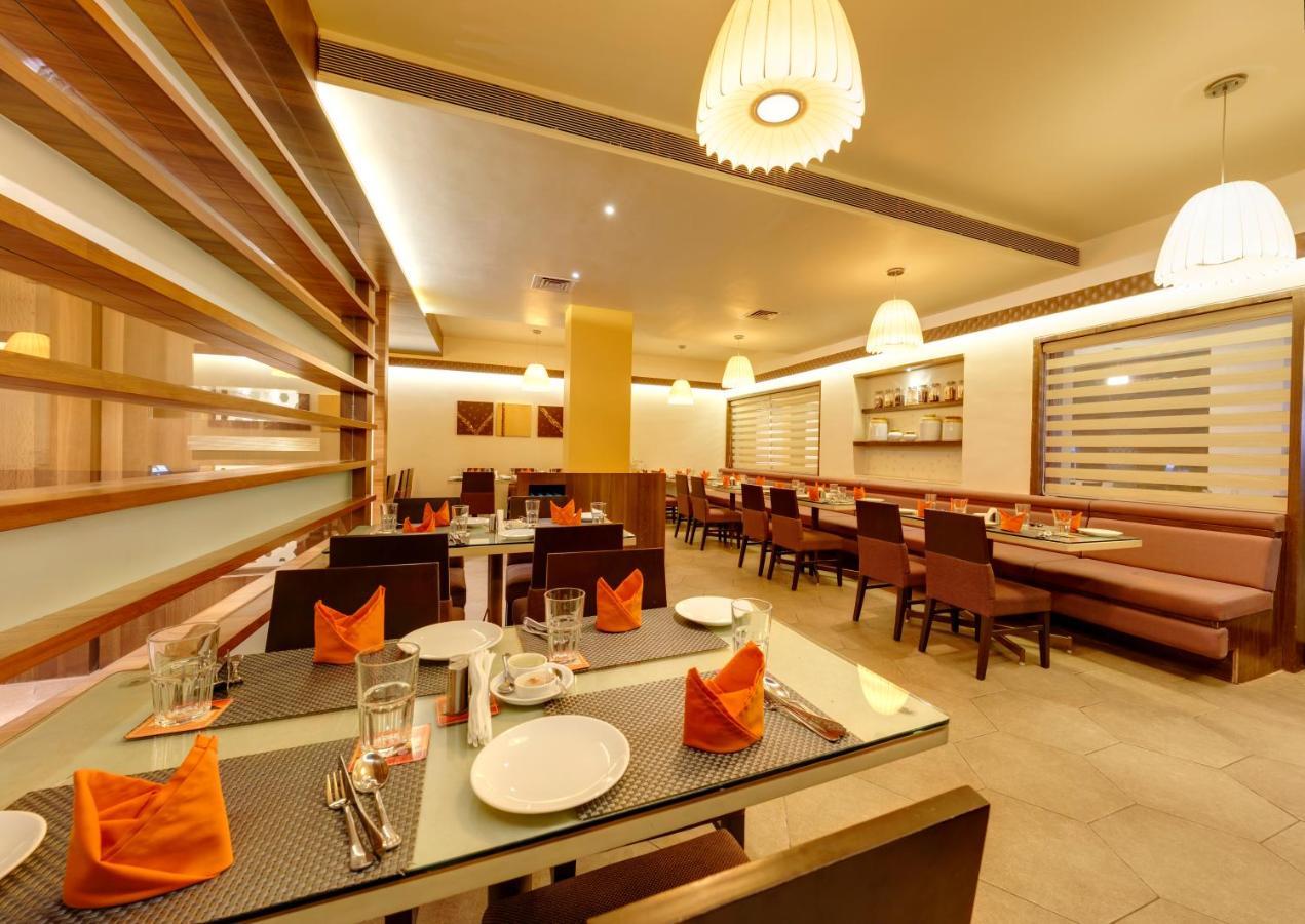 Regenta Place Raysons Kolhapur Exterior foto